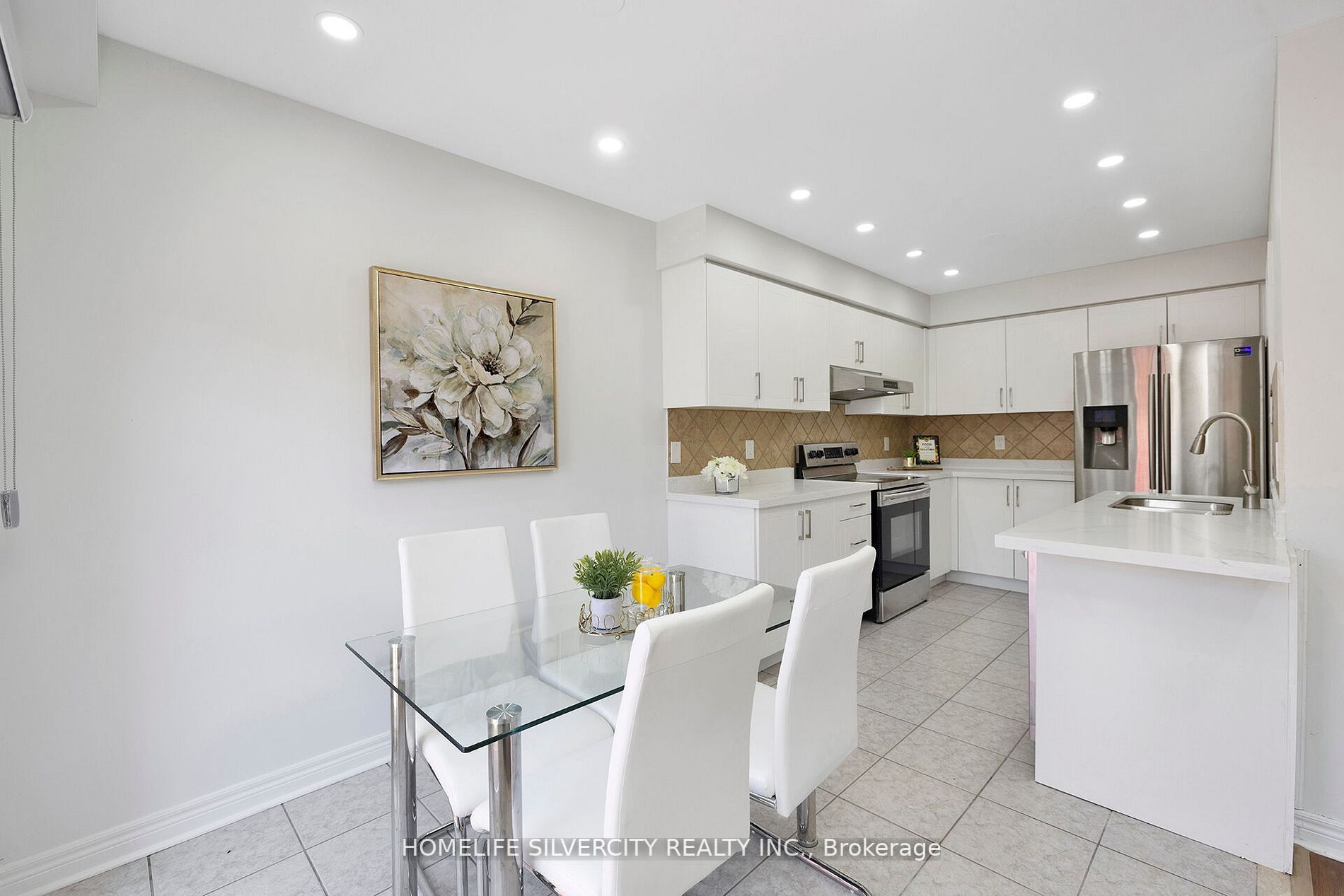 165 Desert Sand Dr