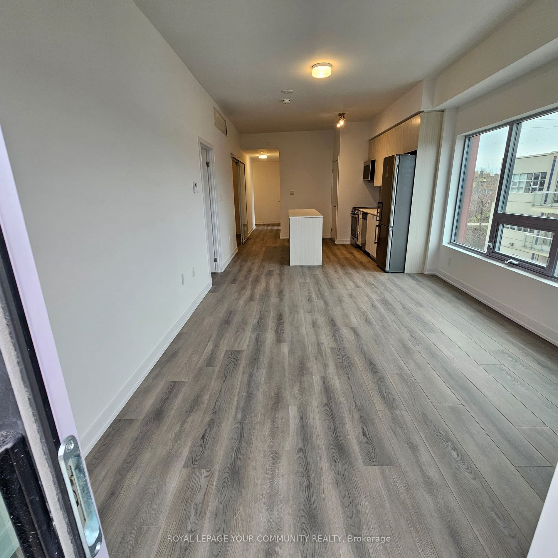 2433 Dufferin St, #301