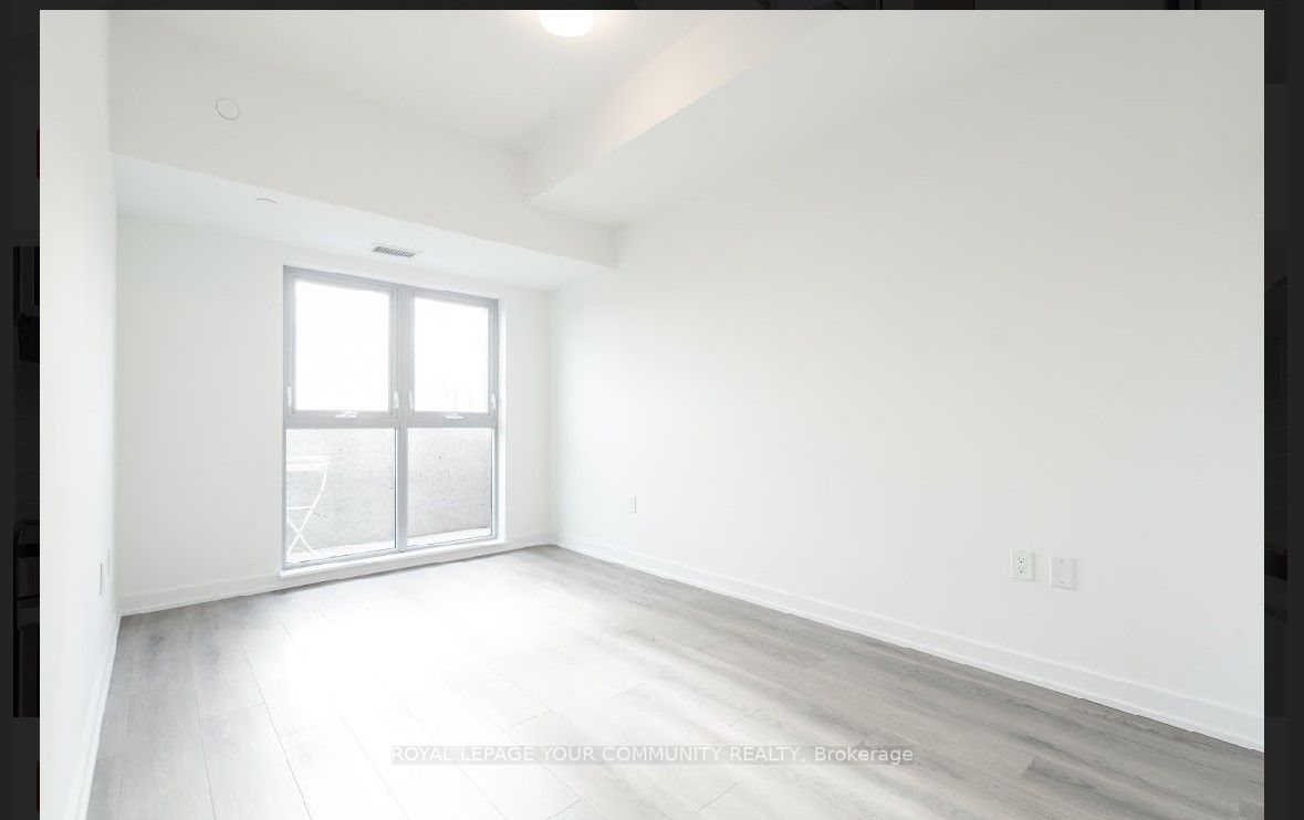 2433 Dufferin St, #301