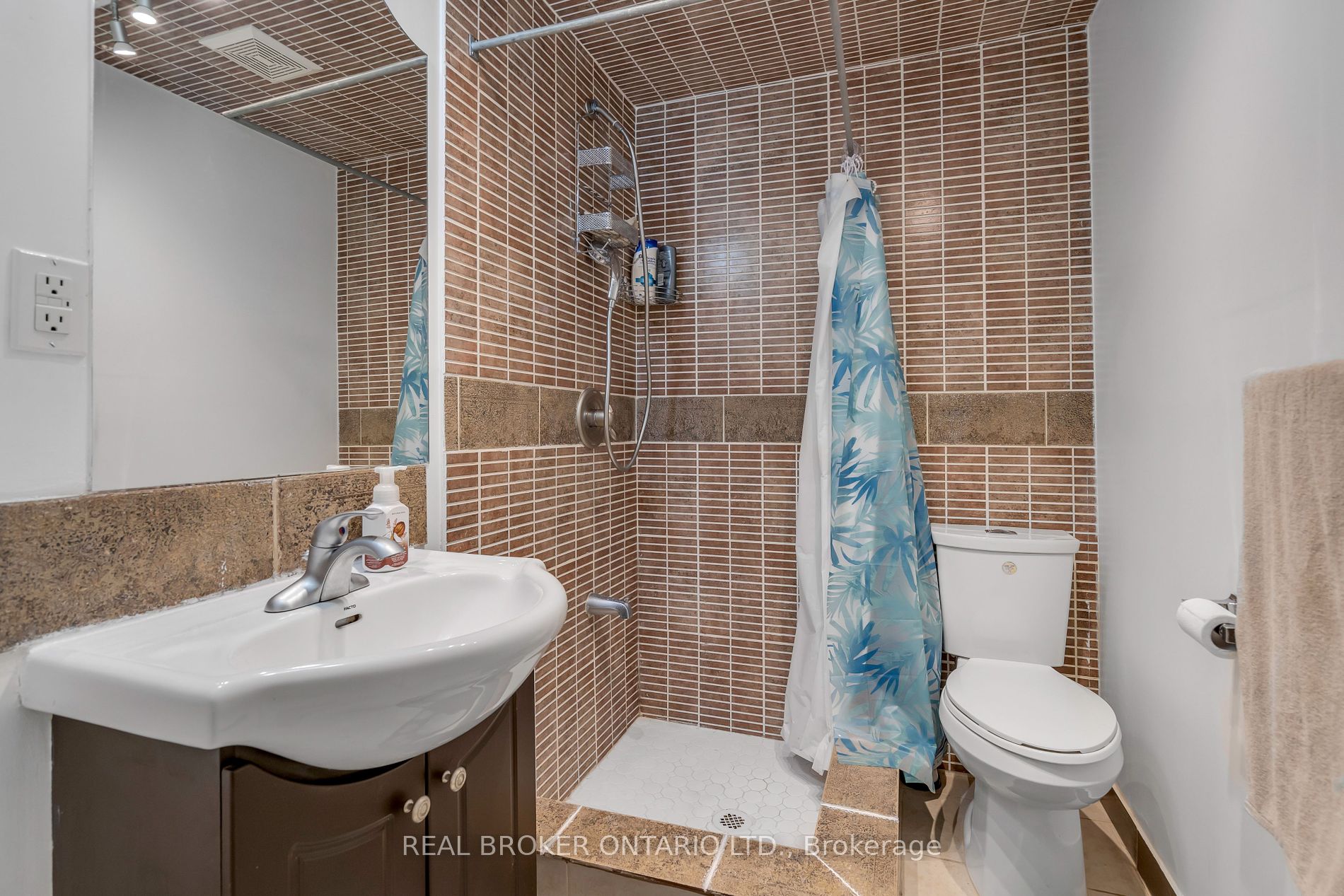 55 Darren Rd
