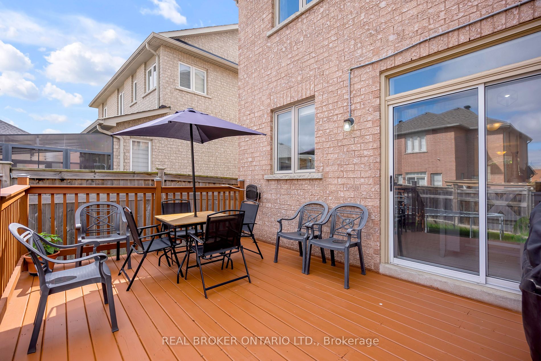 55 Darren Rd