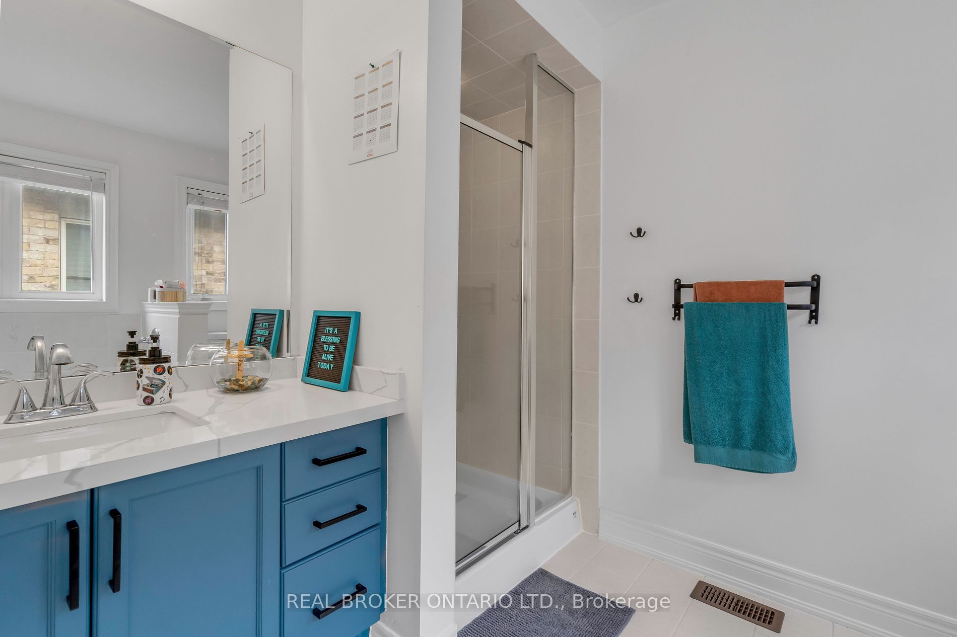 55 Darren Rd