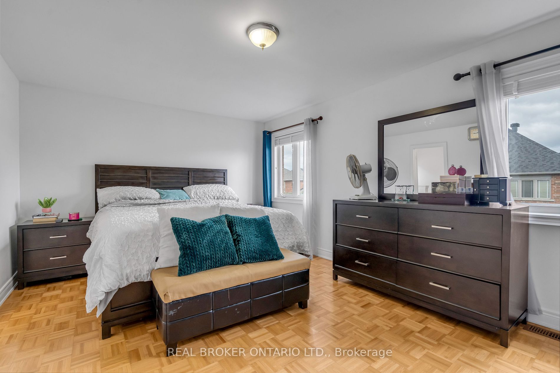 55 Darren Rd