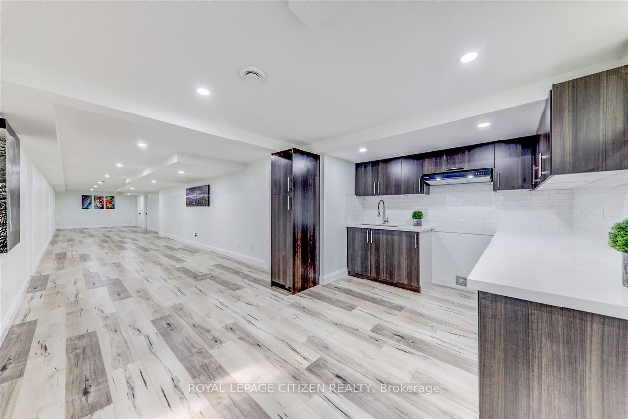 14399 Kennedy Rd
