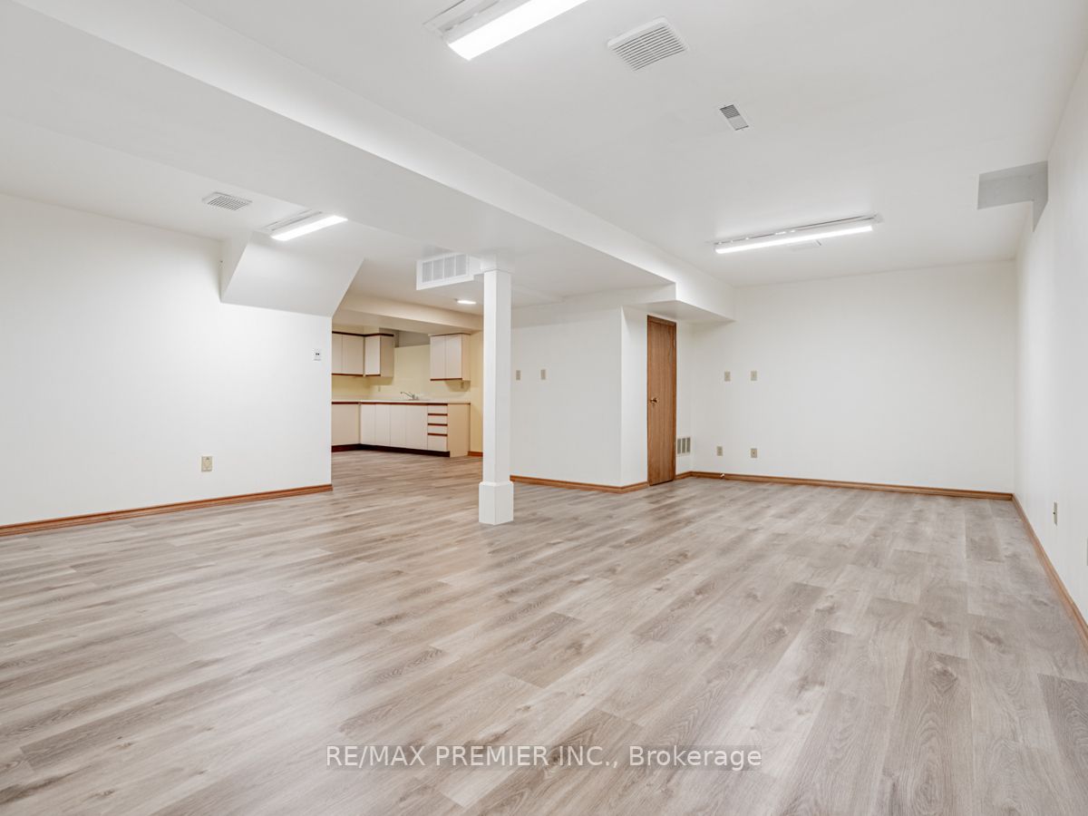 3498 Redmond Rd