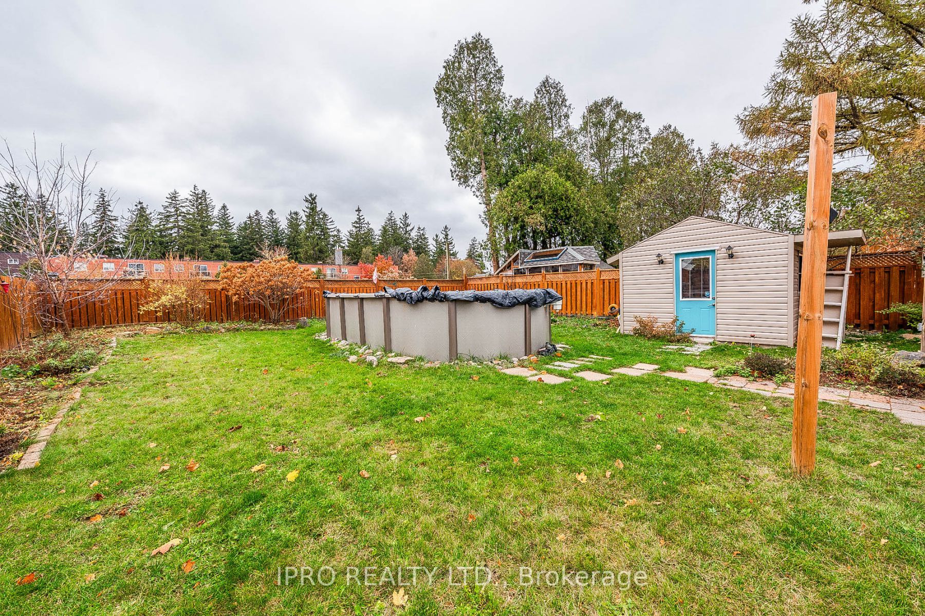 156 Main St S