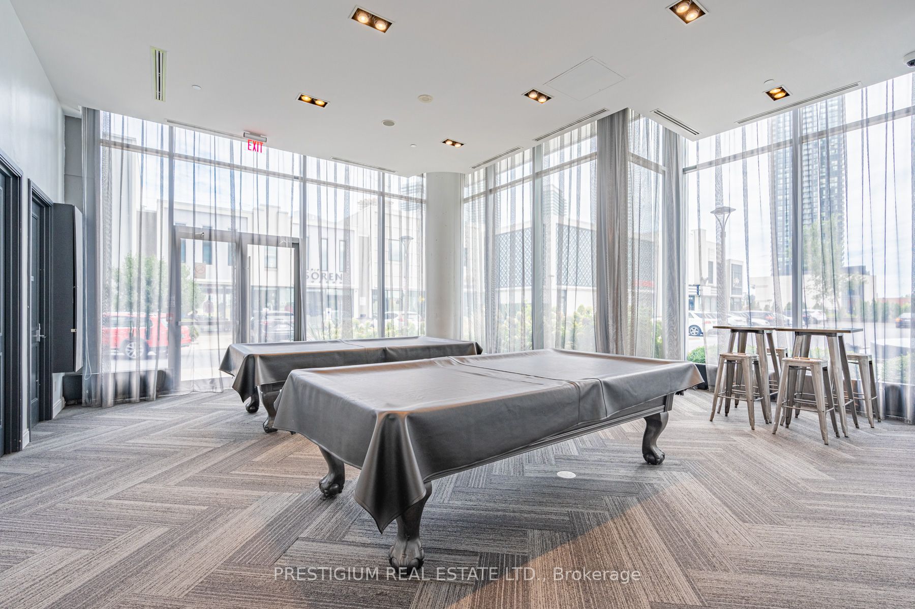 90 Park Lawn Rd, #2517