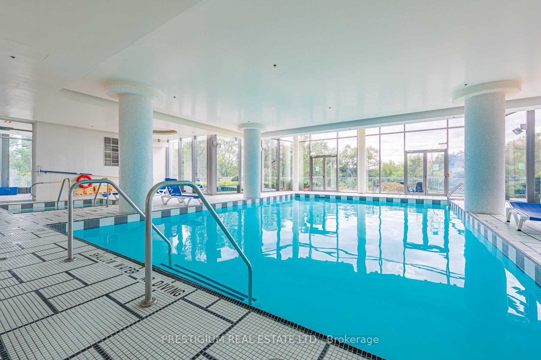 90 Park Lawn Rd, #2517