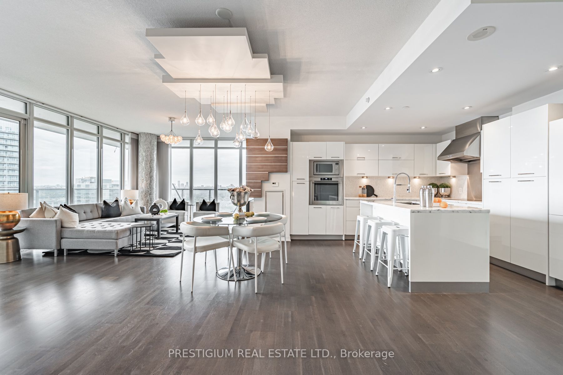 90 Park Lawn Rd, #2517