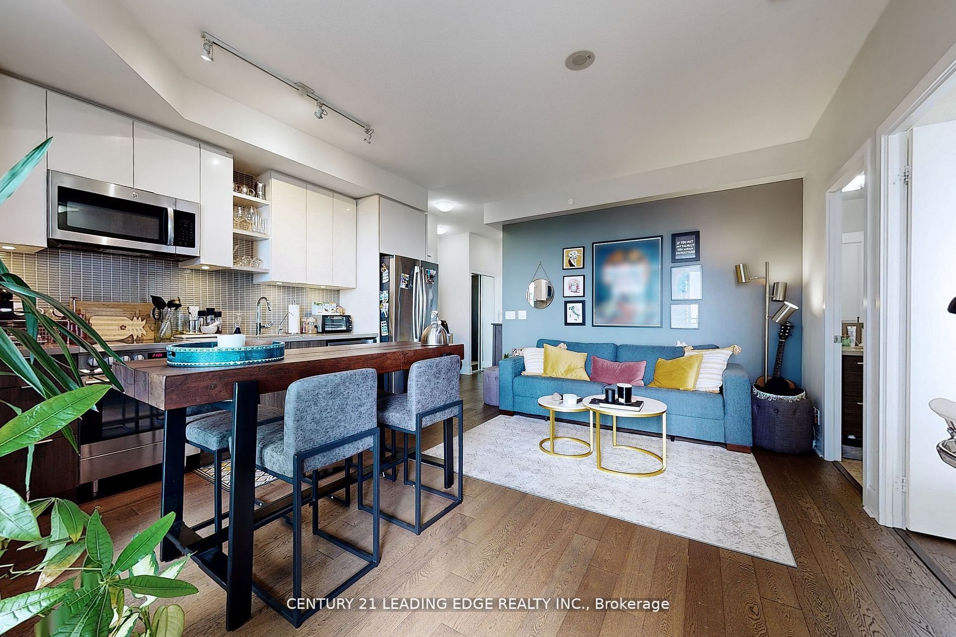 33 Shore Breeze Dr W, #1901