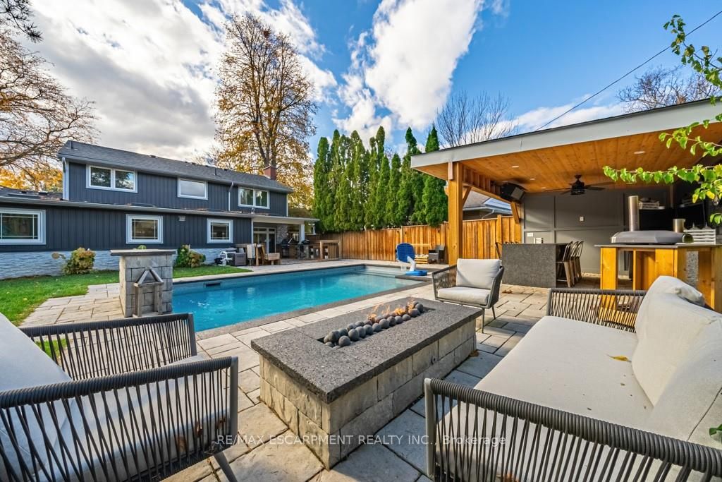 567 Rosedale Cres