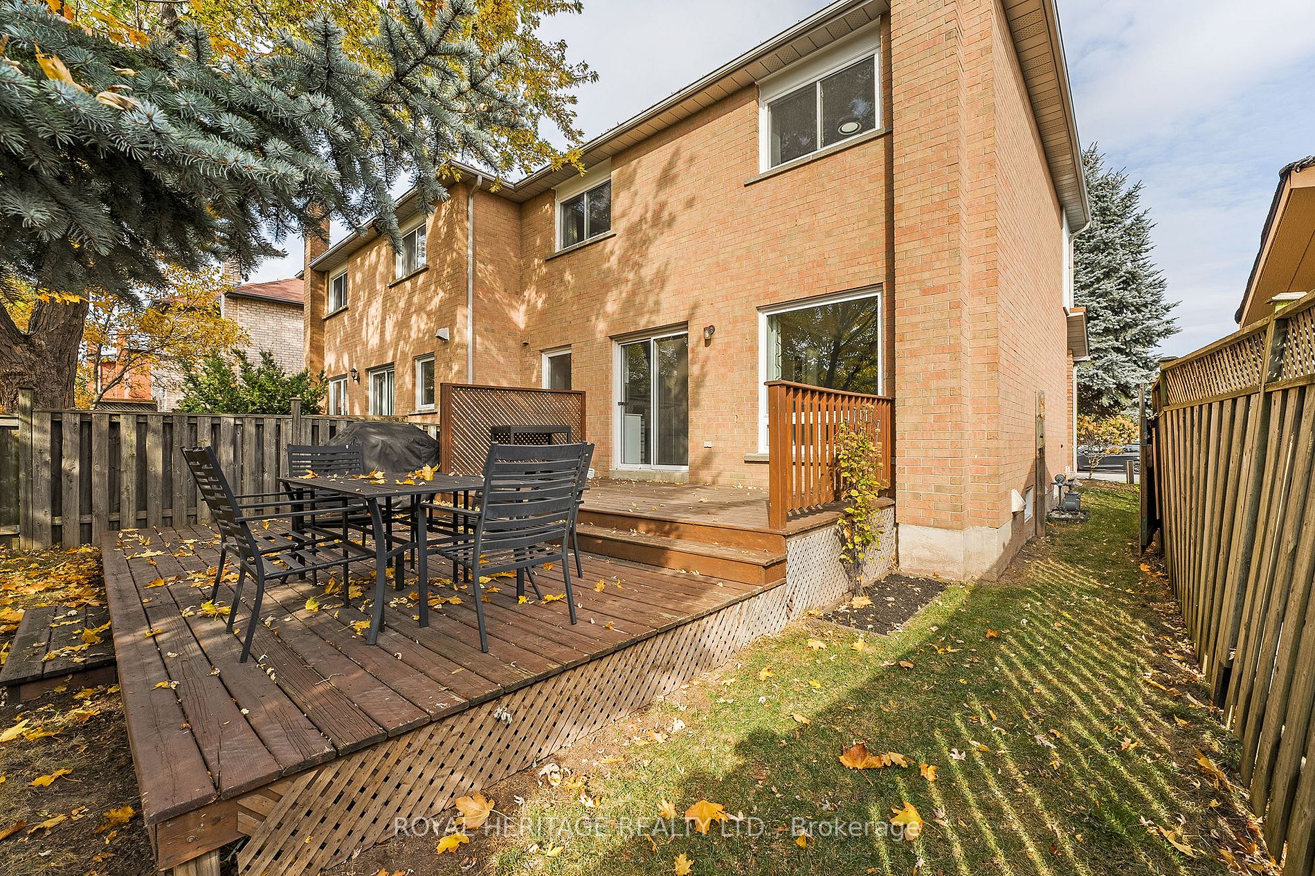 600 Amelia Cres