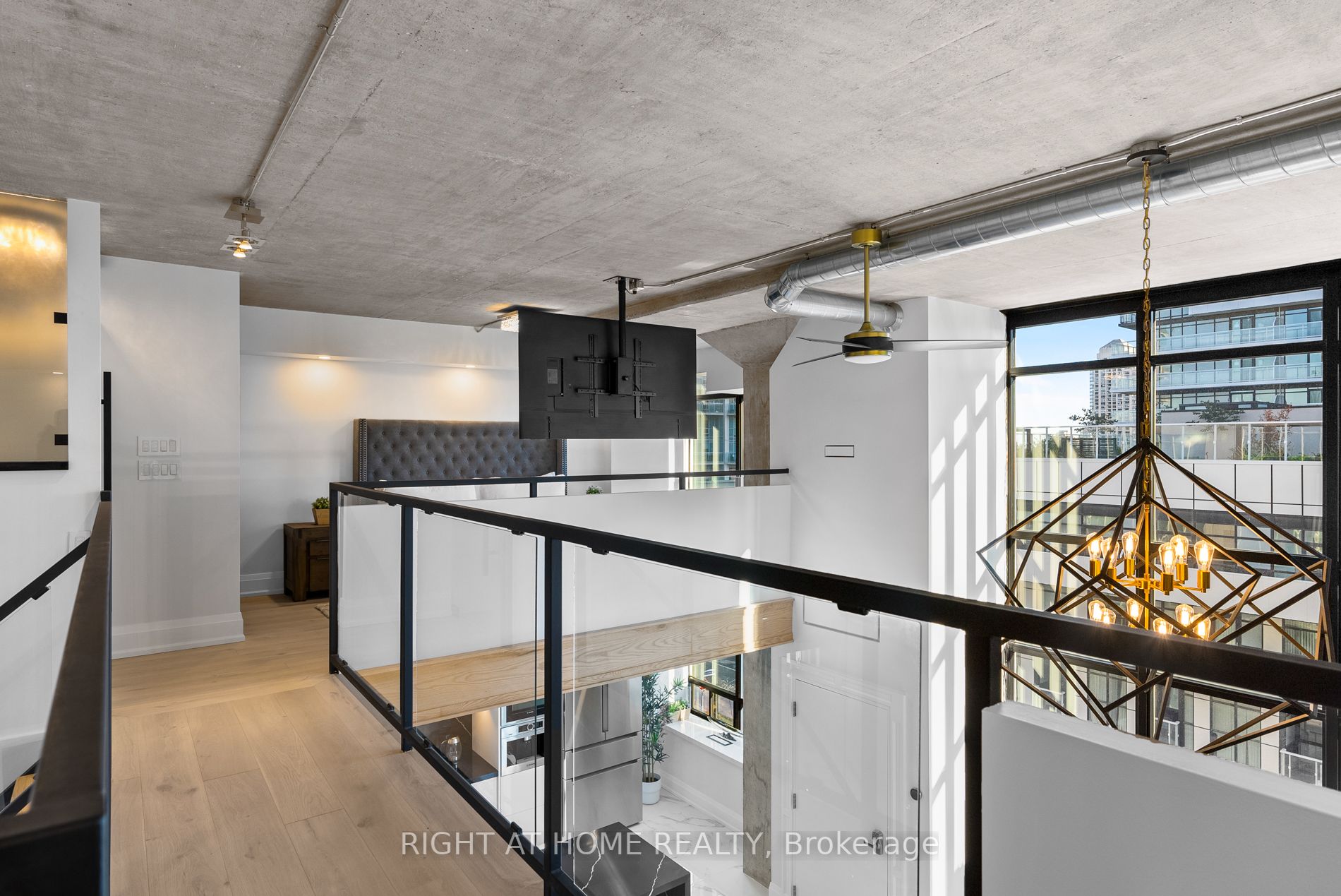 300 Manitoba St, #311