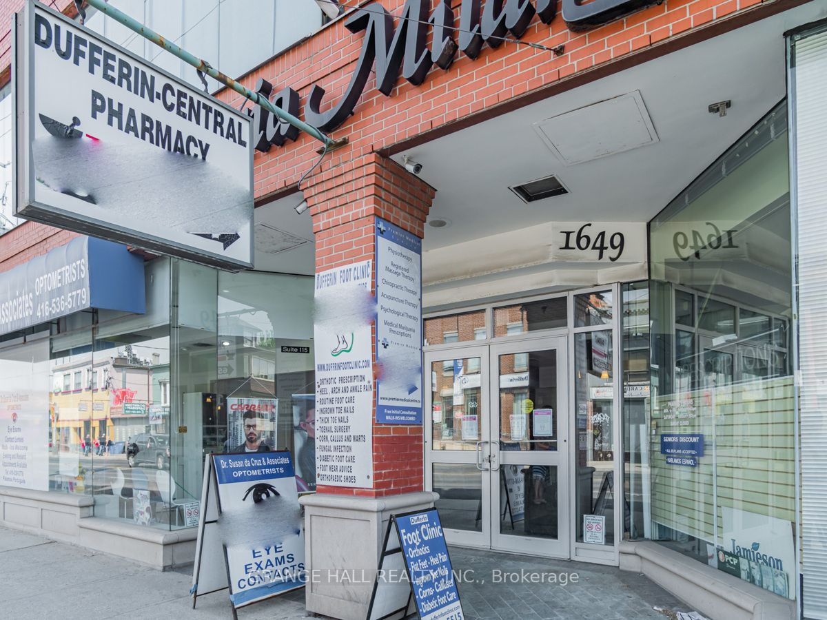 1649 Dufferin St, #111