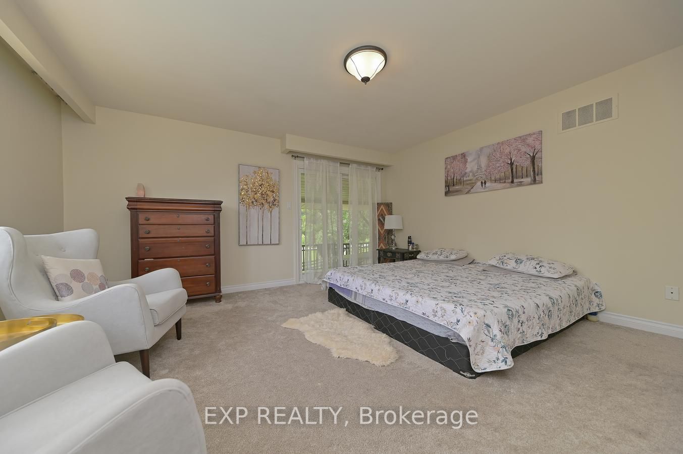 16 Cedar Dr