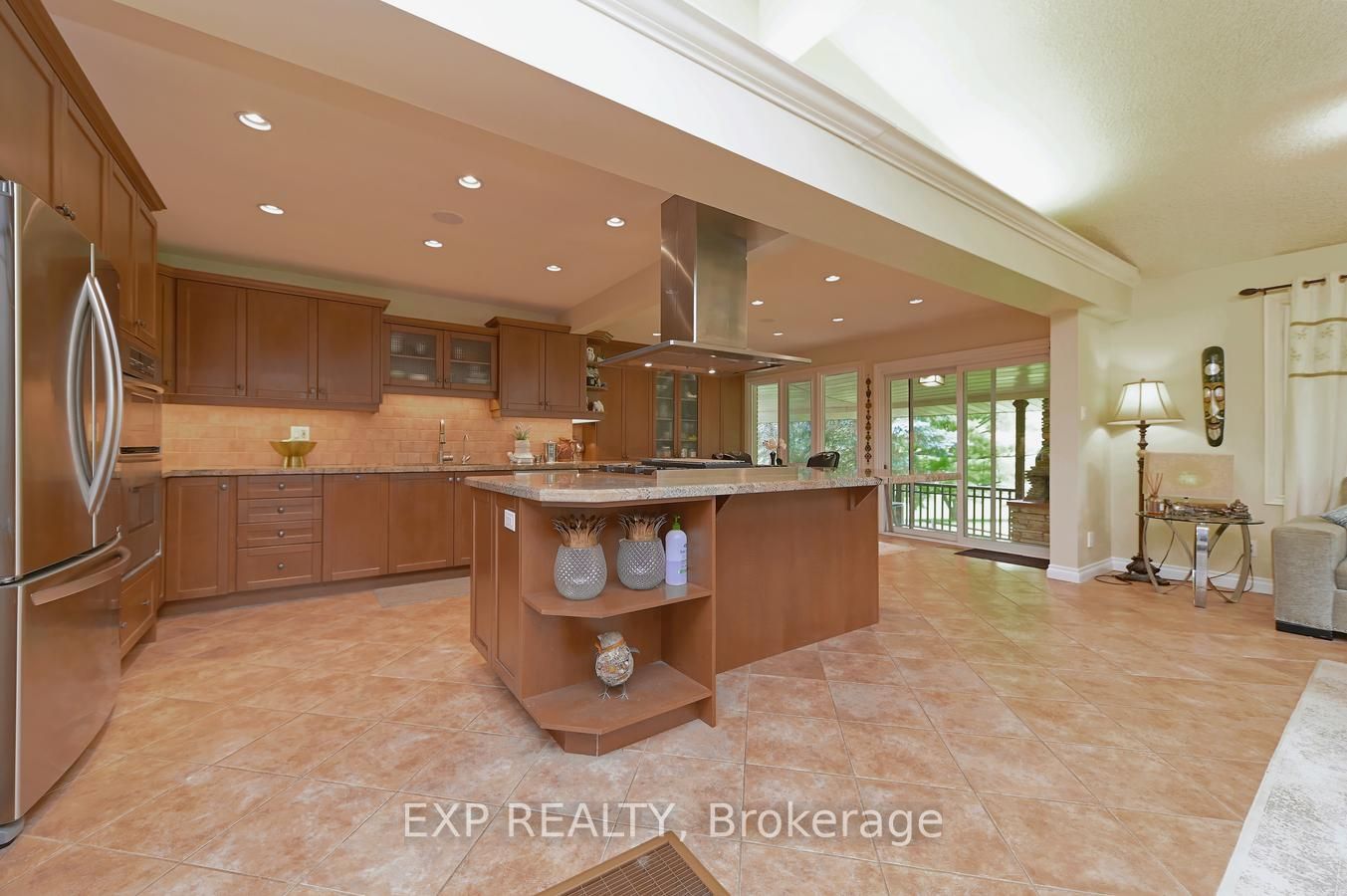 16 Cedar Dr
