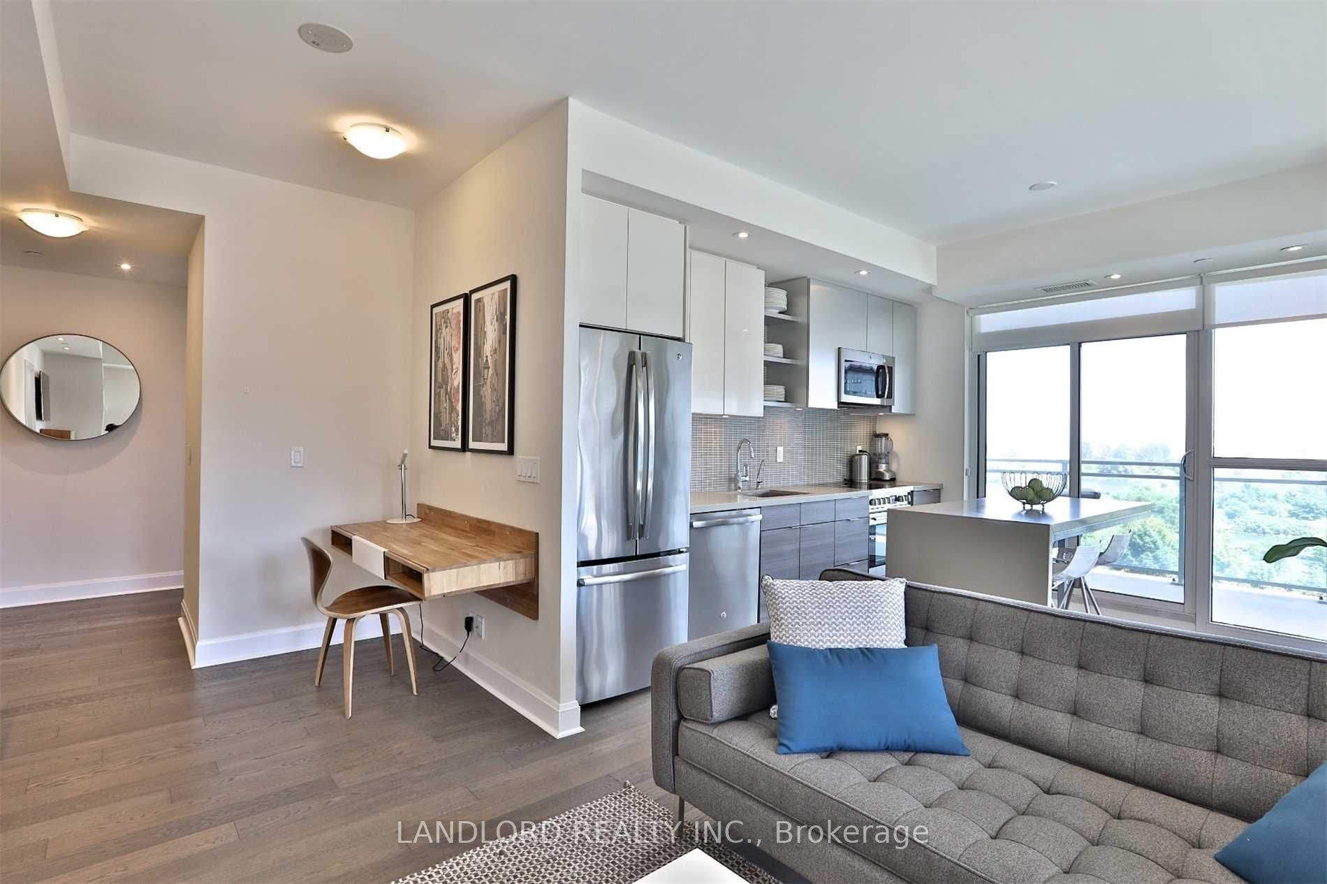 33 Shore Breeze Dr, #410