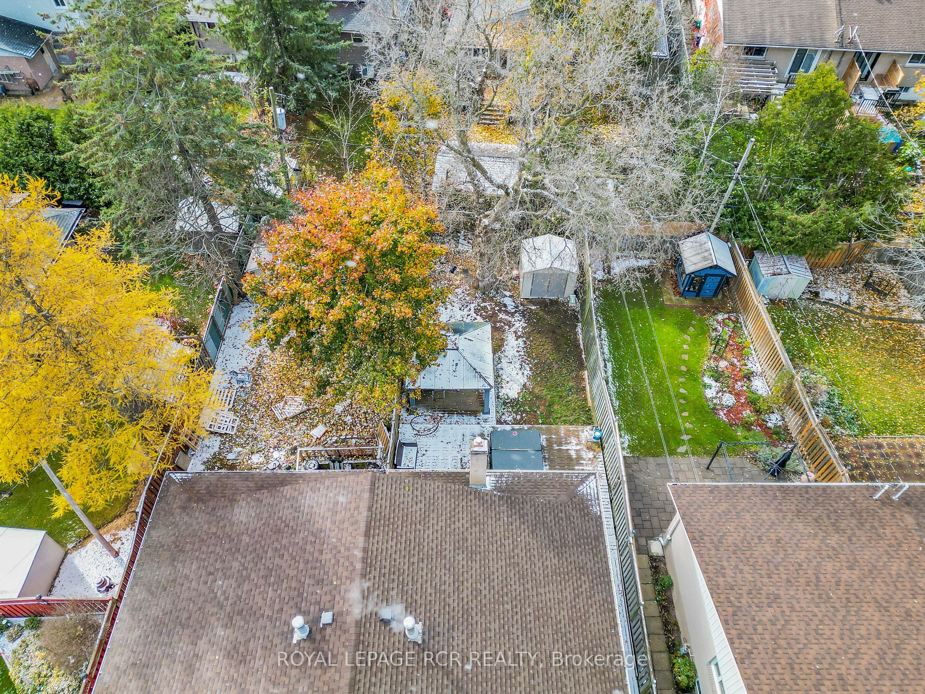 54 Cardwell St