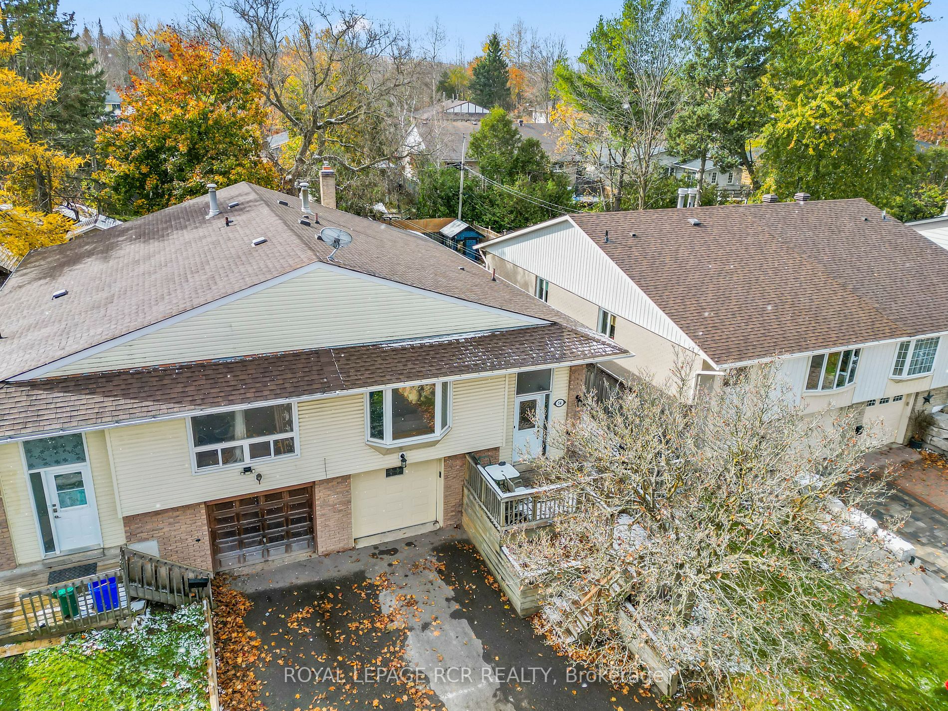 54 Cardwell St