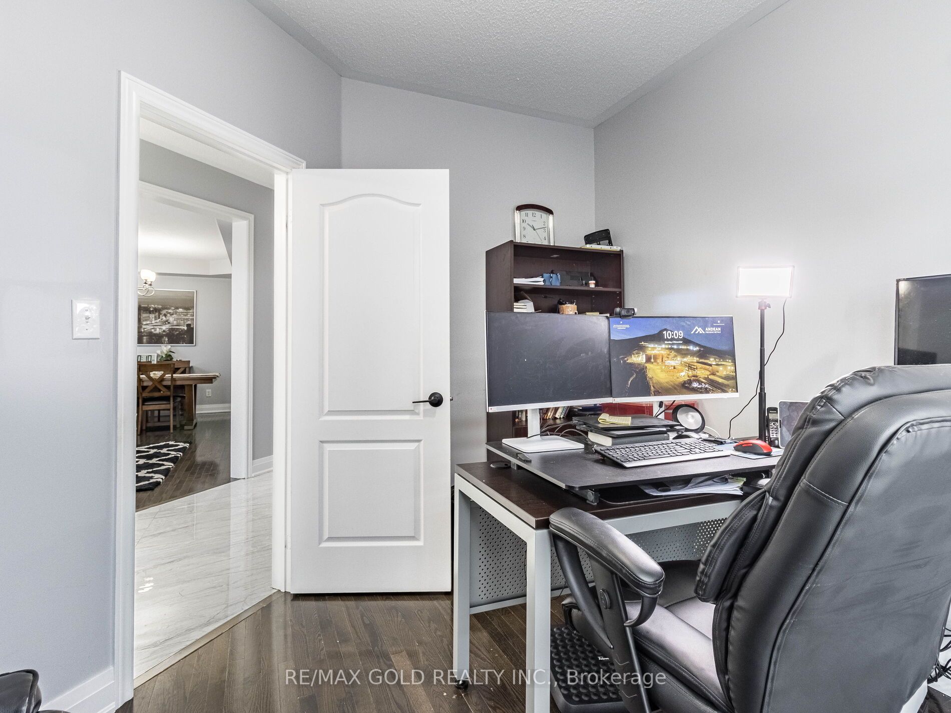 3 Powell Dr