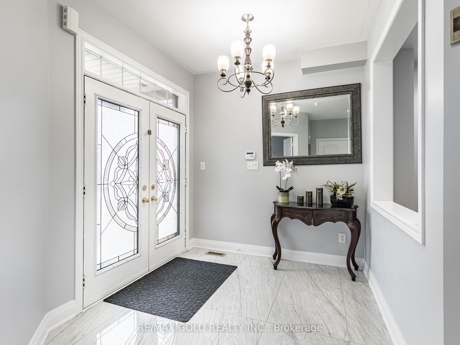 3 Powell Dr