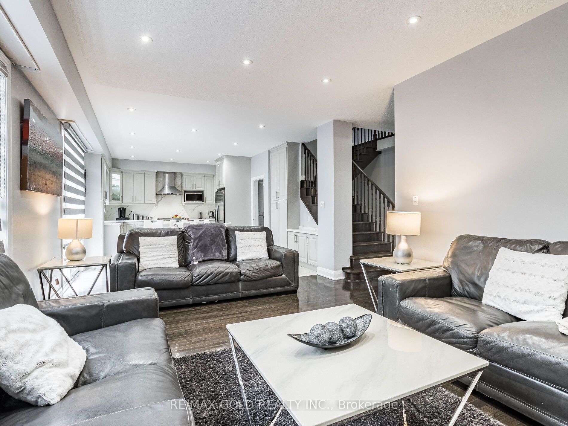 3 Powell Dr