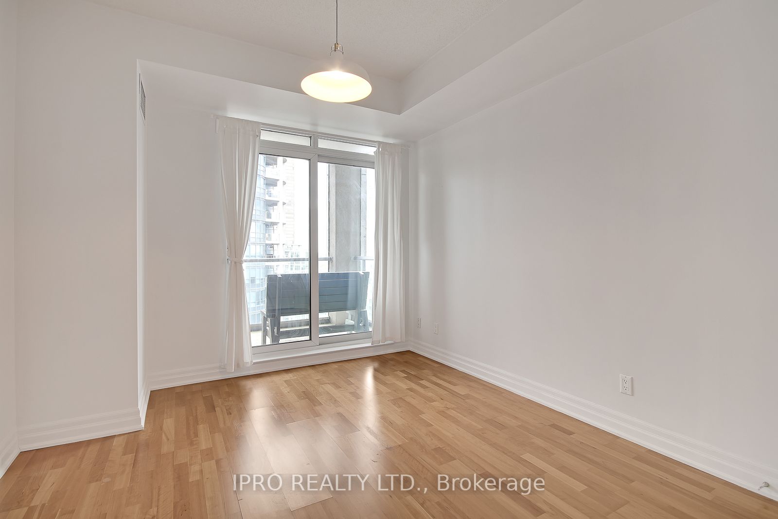 2087 Lake Shore Blvd W, #1202