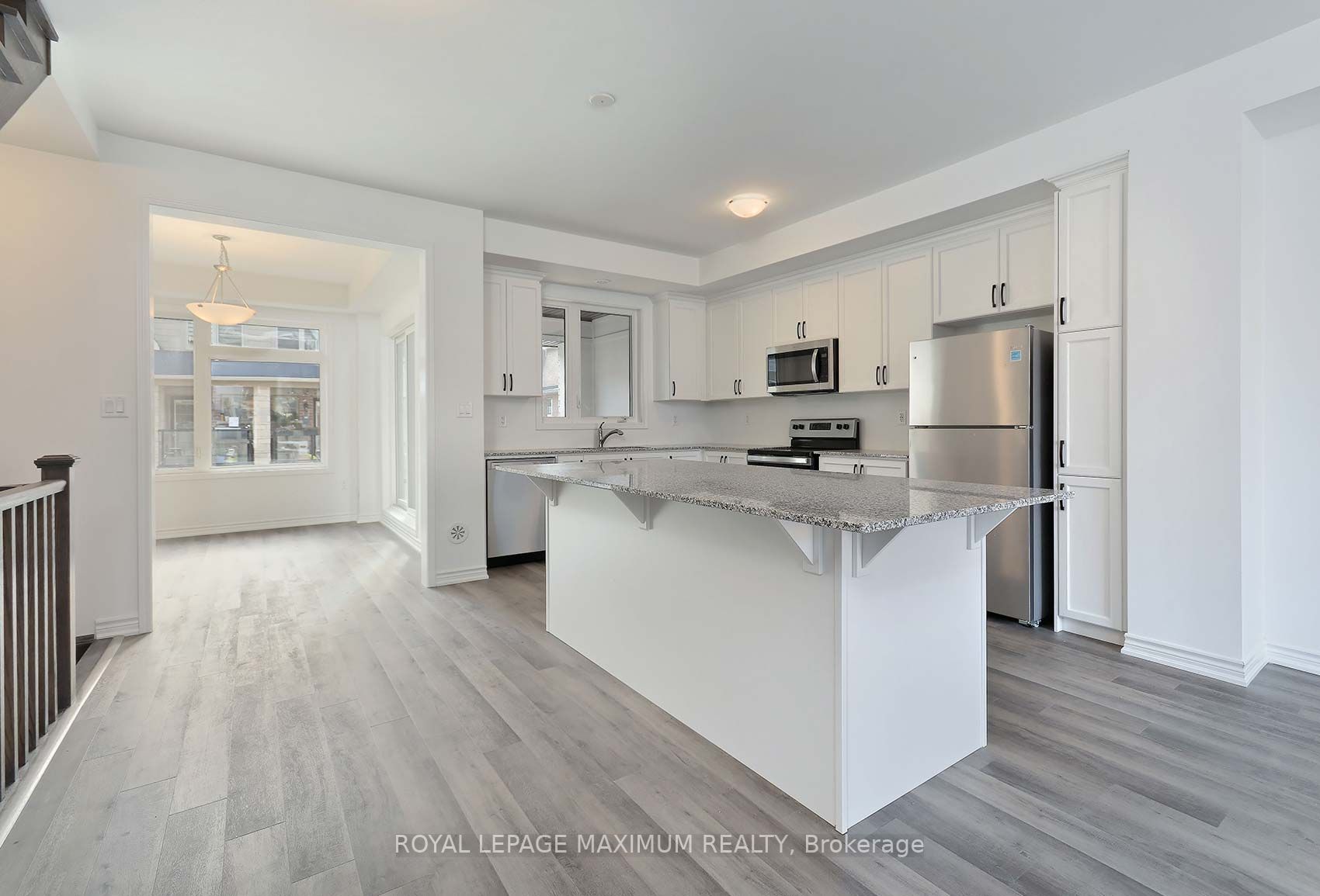 212 Keppel Circ