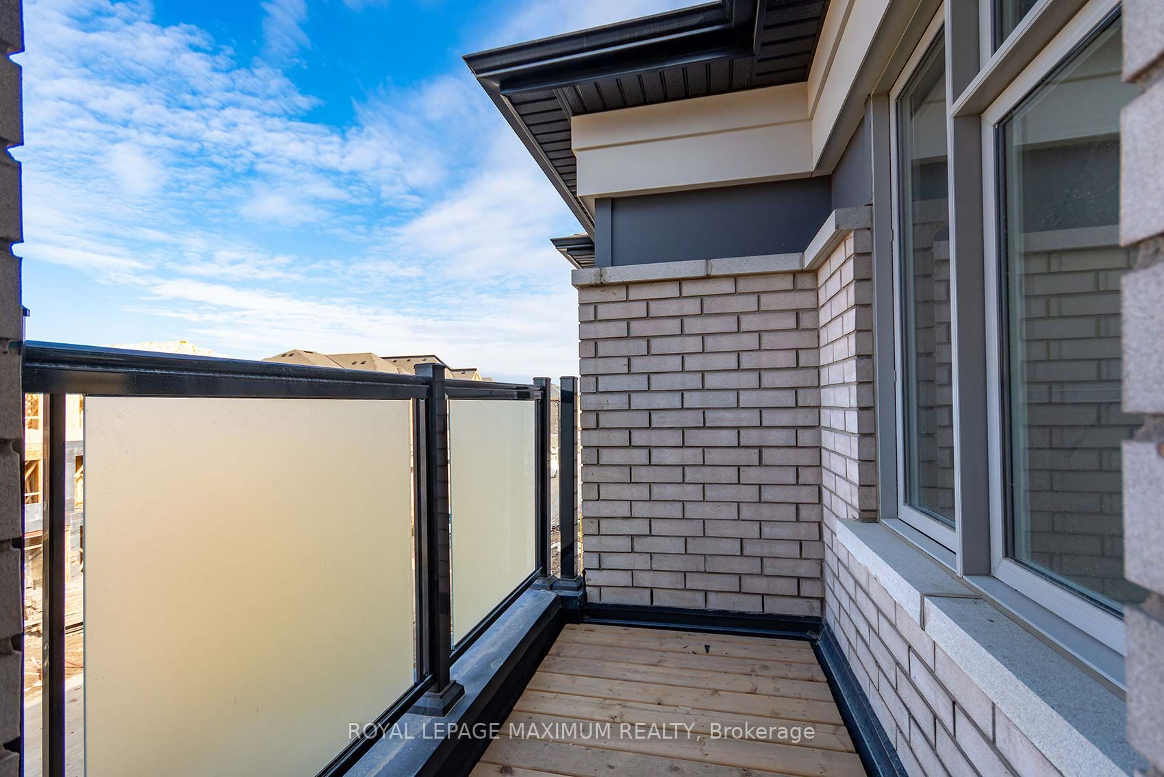 212 Keppel Circ