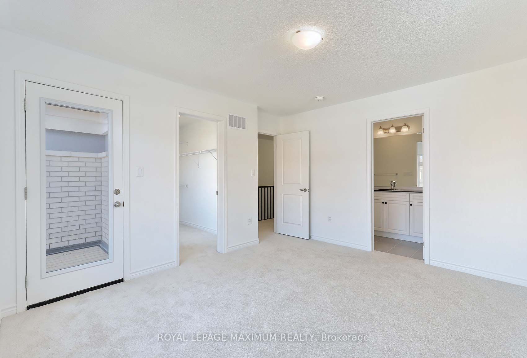 212 Keppel Circ