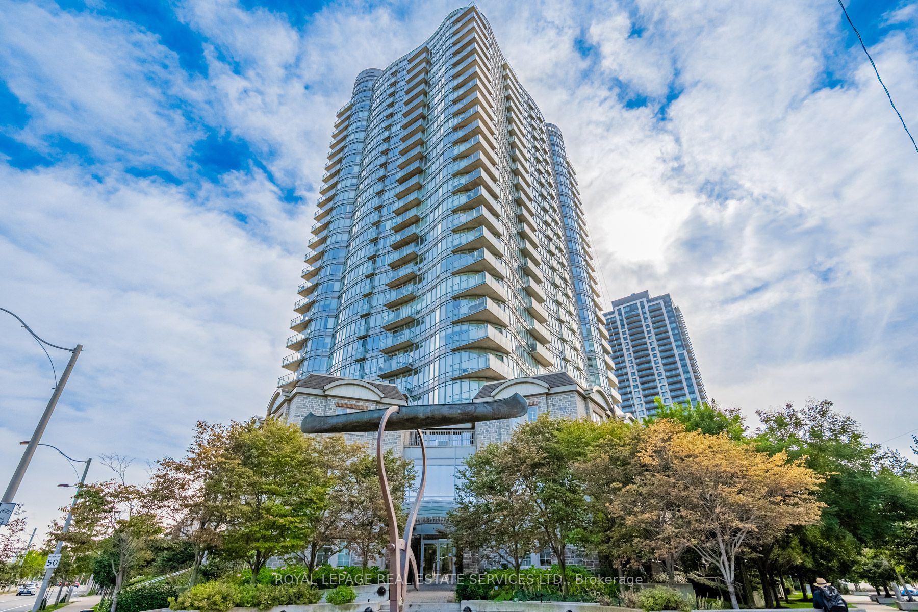 15 Windermere Ave, #2211