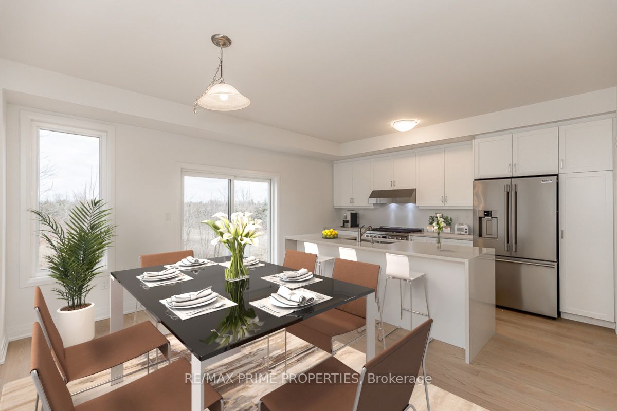 44 Humberstone Dr