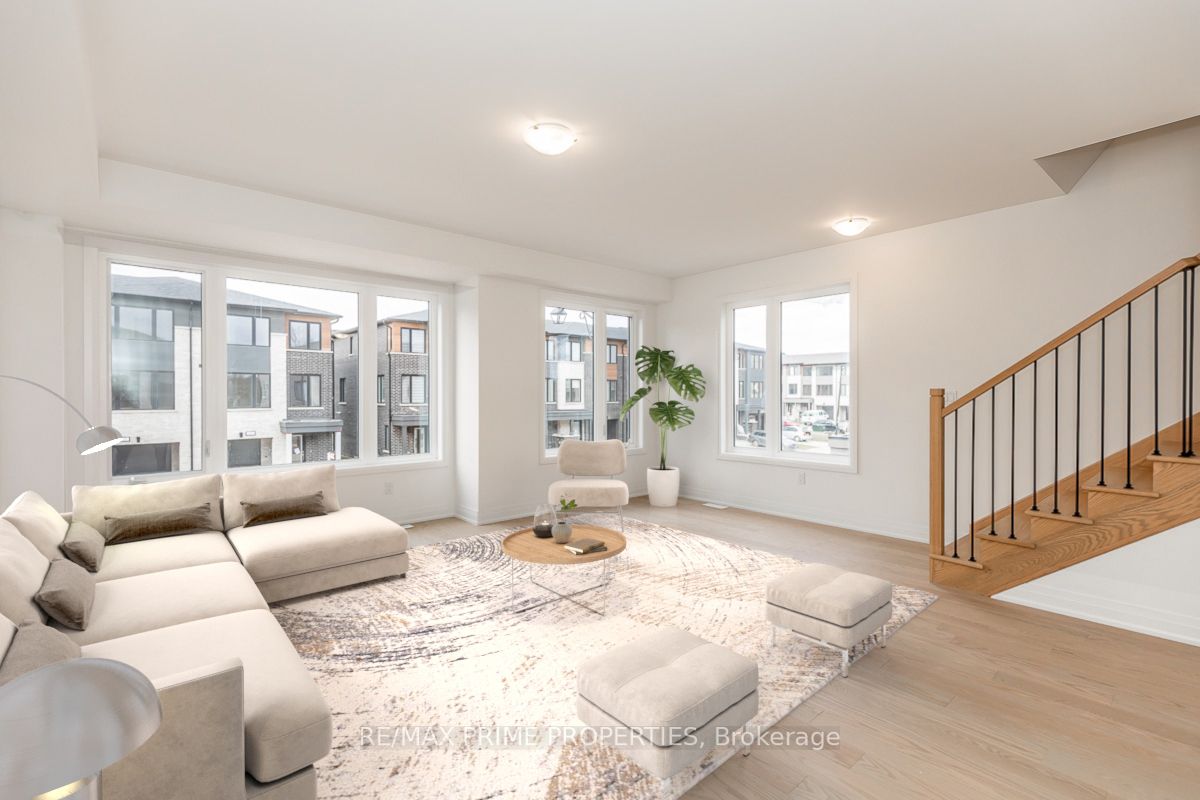 44 Humberstone Dr