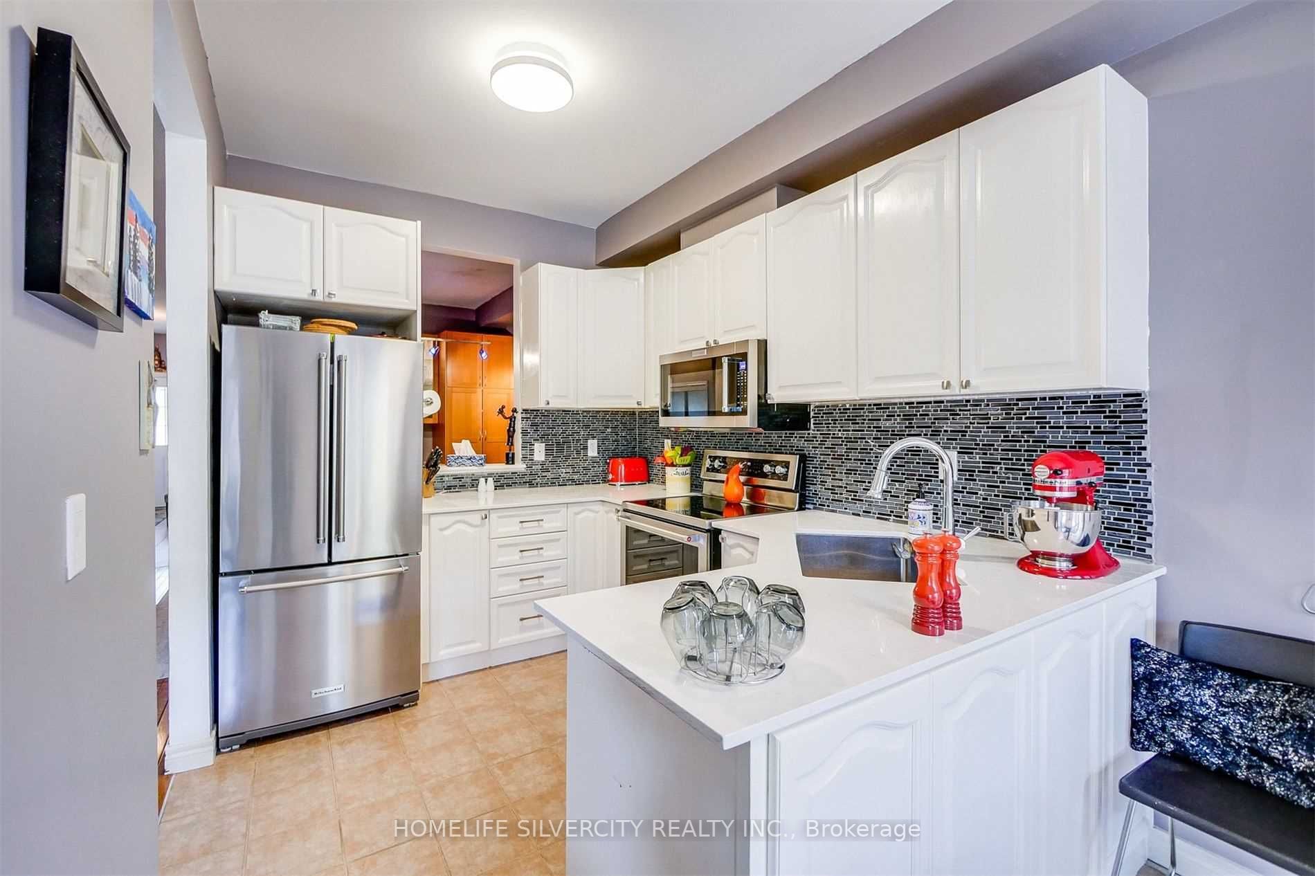 963 King Rd, #16