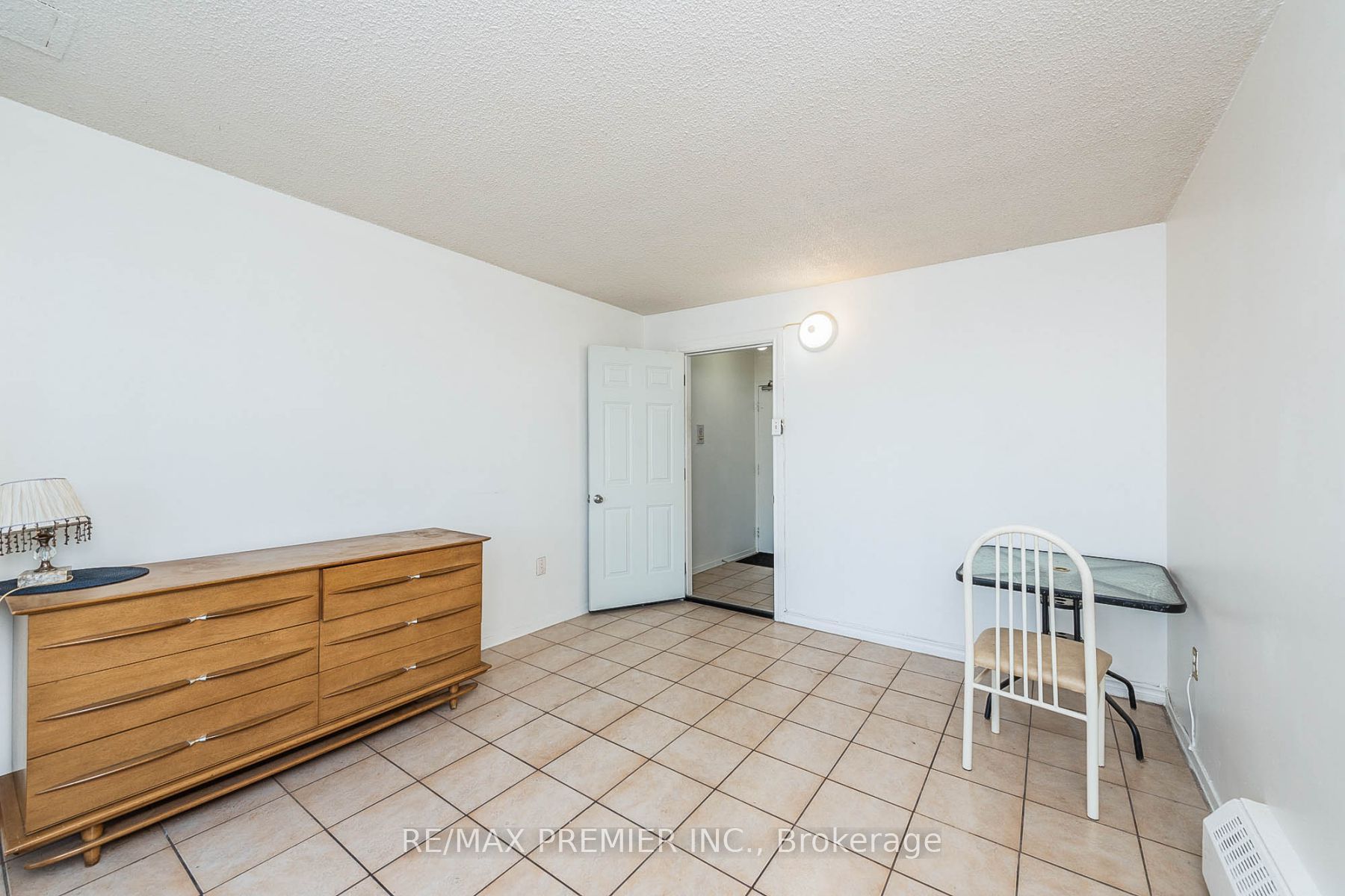 4673 Jane St, #1006