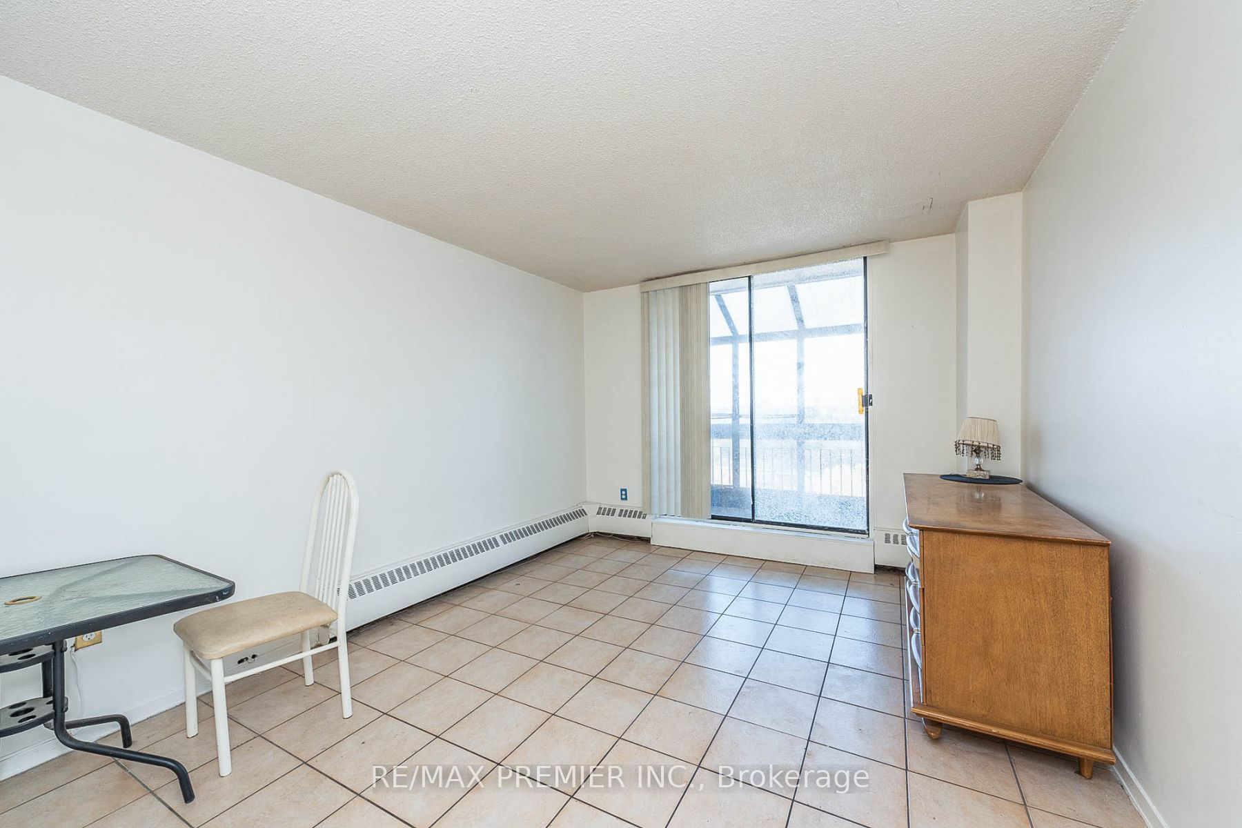 4673 Jane St, #1006