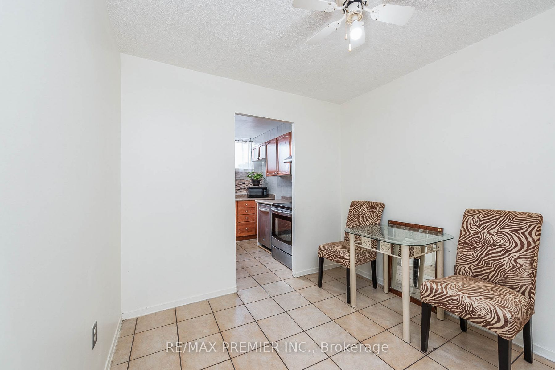4673 Jane St, #1006