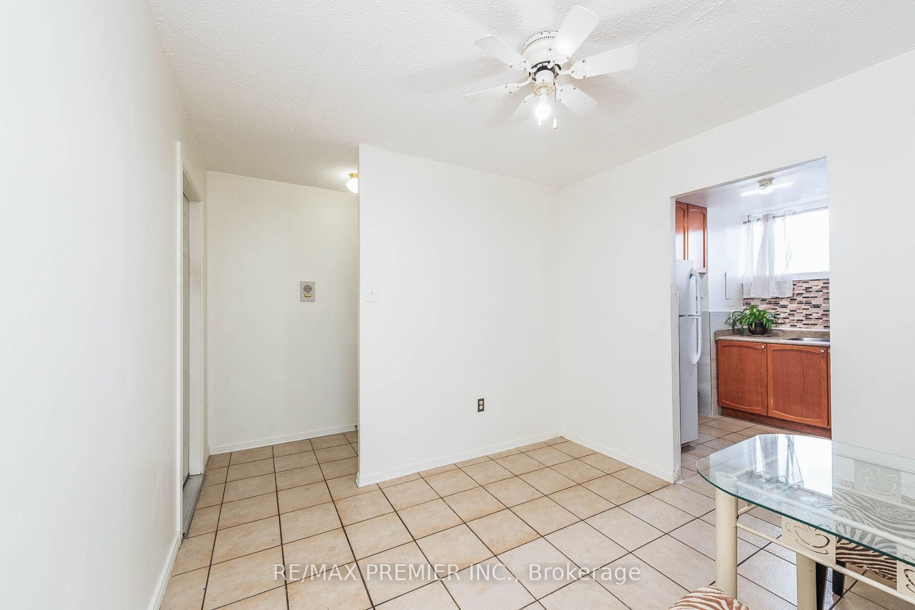 4673 Jane St, #1006