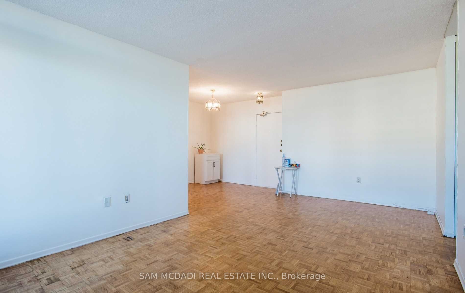 966 Inverhouse Drive #712