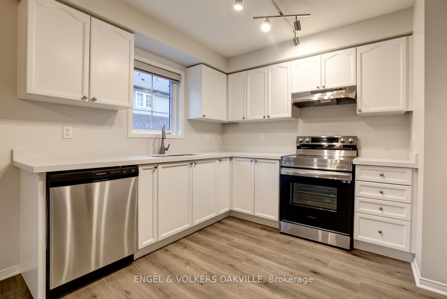 2341 Parkhaven Blvd E, #7