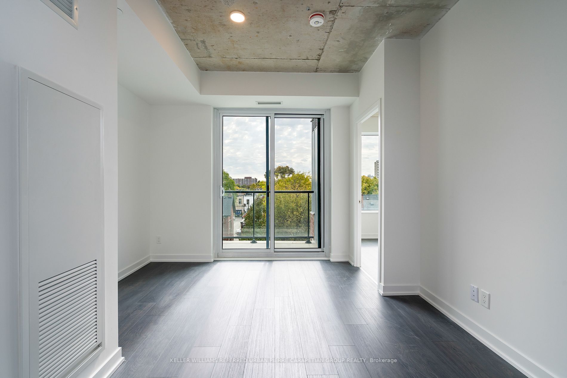 57 Brock Ave, #420