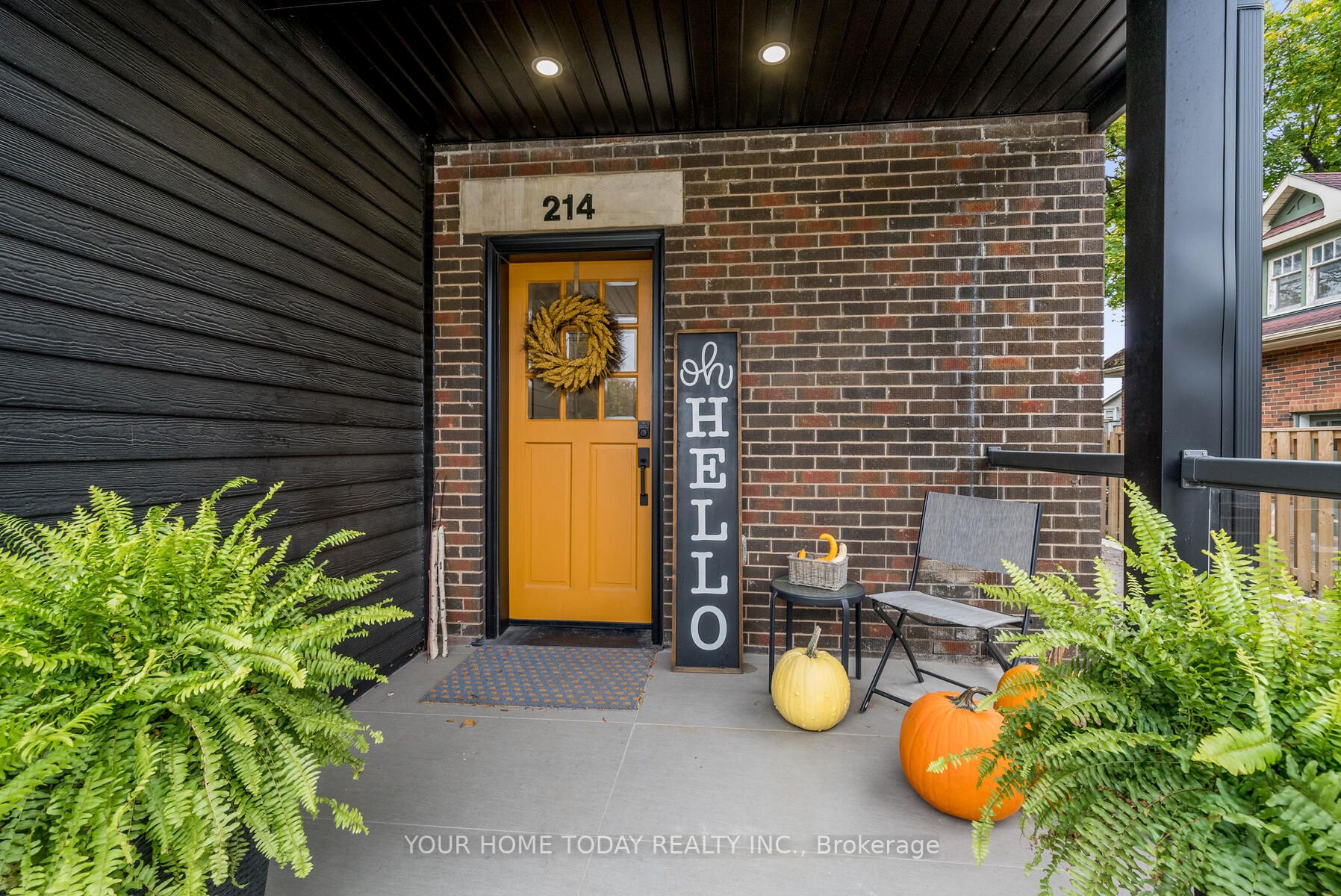 214 Mill St E