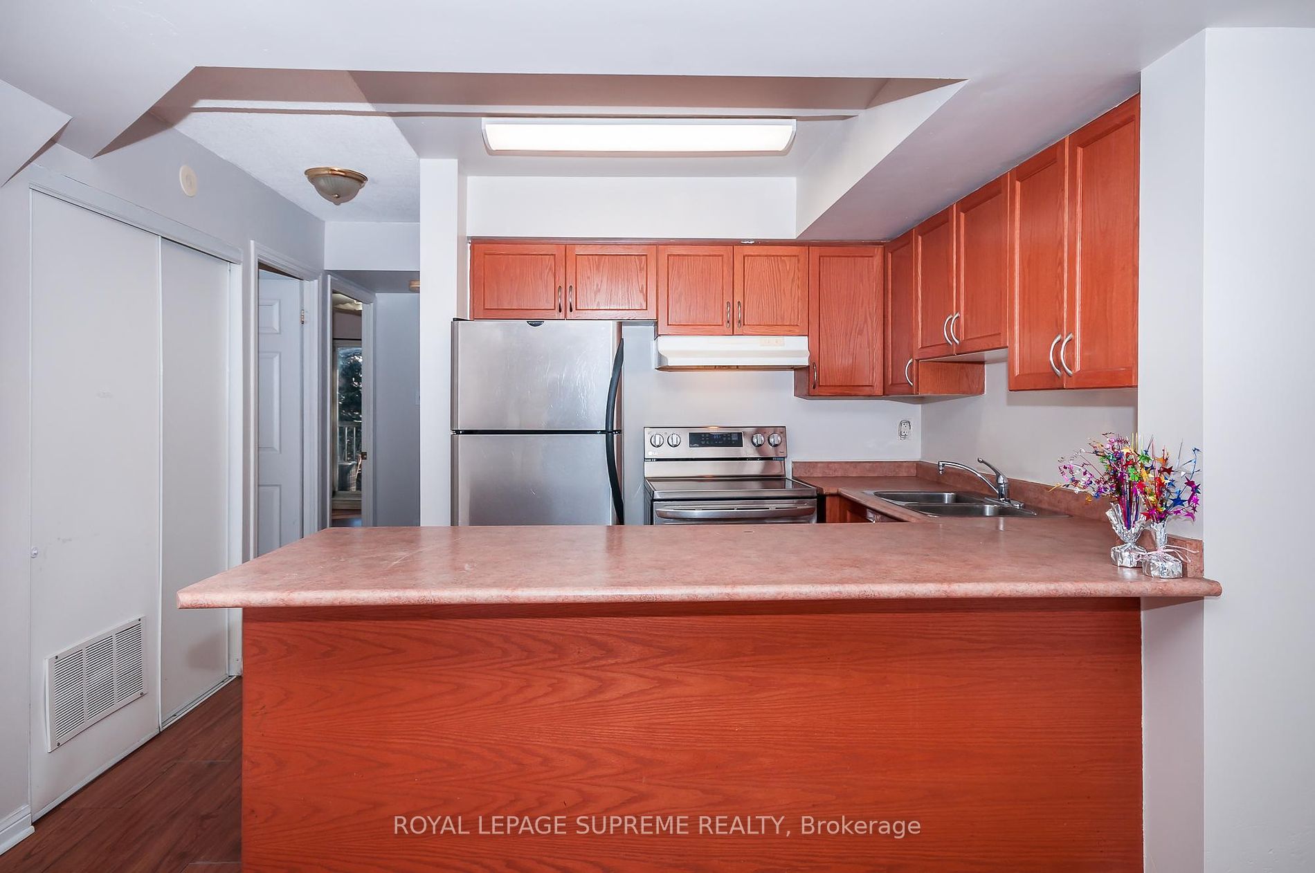 95 George Appleton Way, #2183