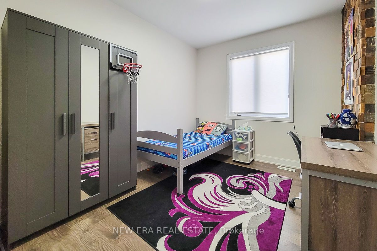 3337 Mintwood Circle