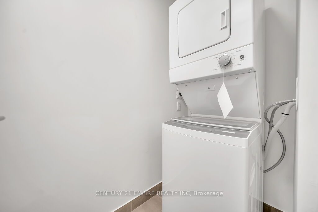 509 Dundas Street W, #317