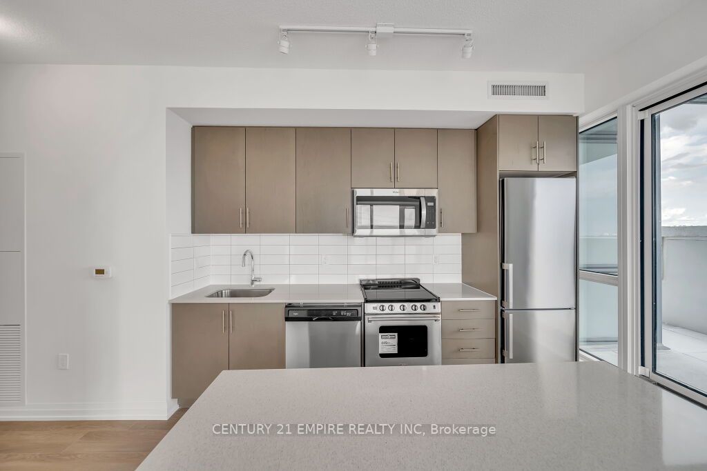 509 Dundas Street W, #317