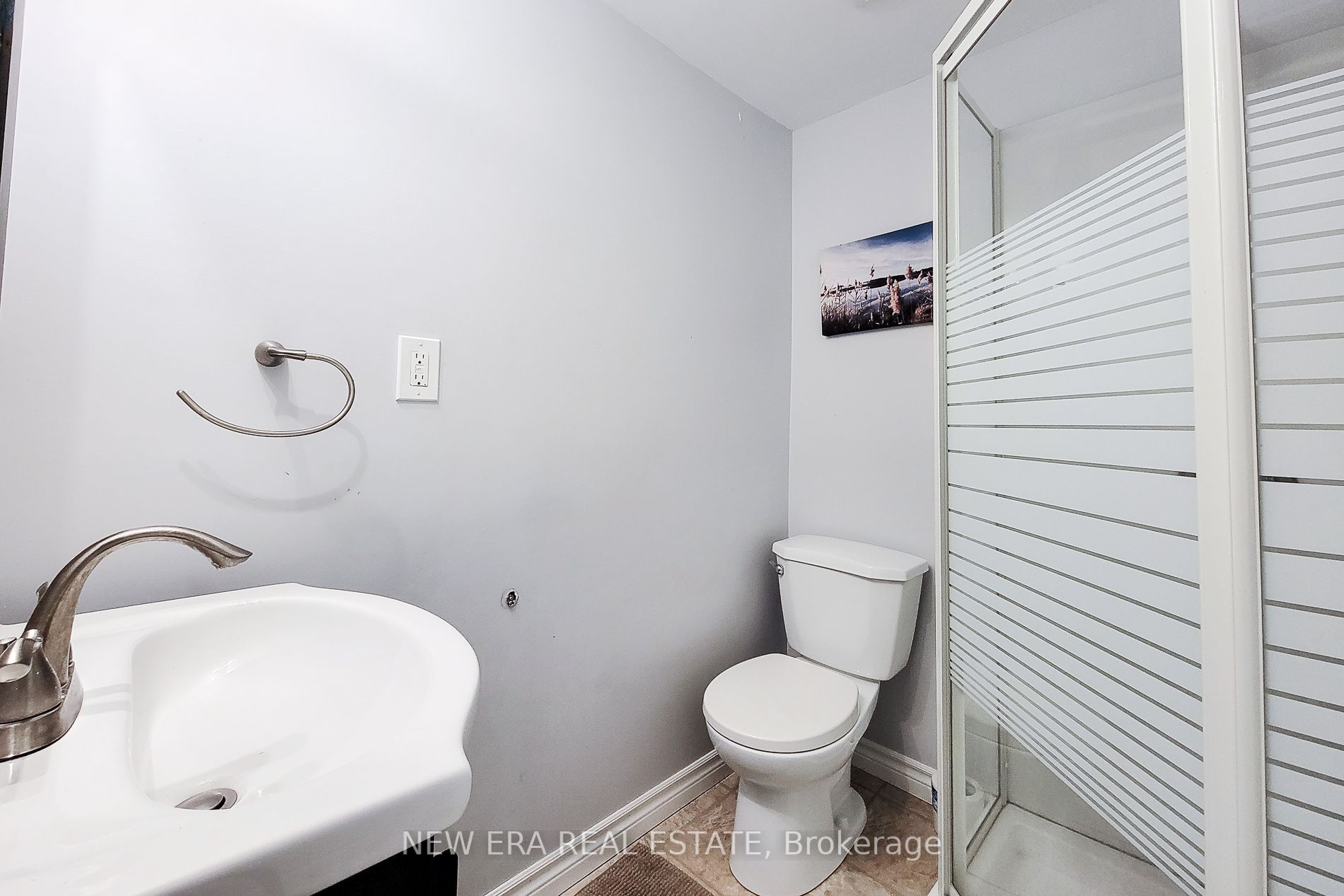 624 Hamilton Cres