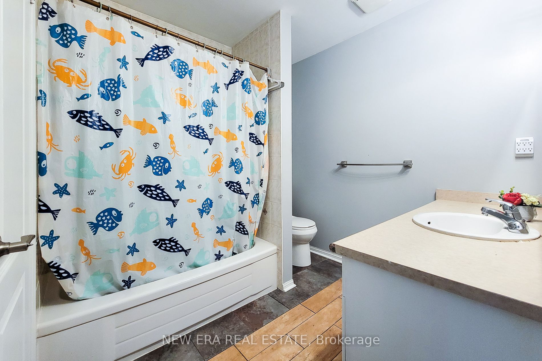 624 Hamilton Cres