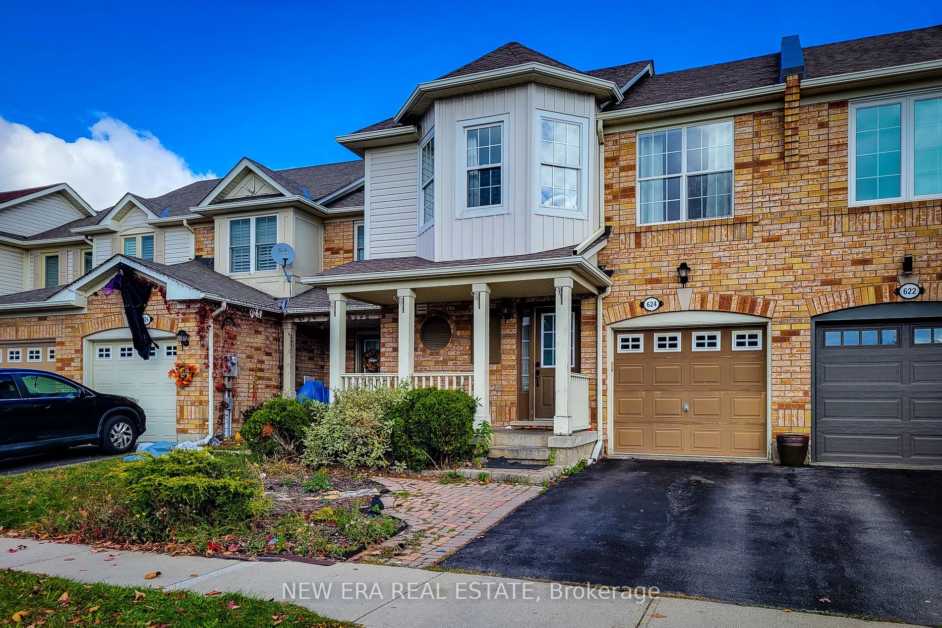 624 Hamilton Cres