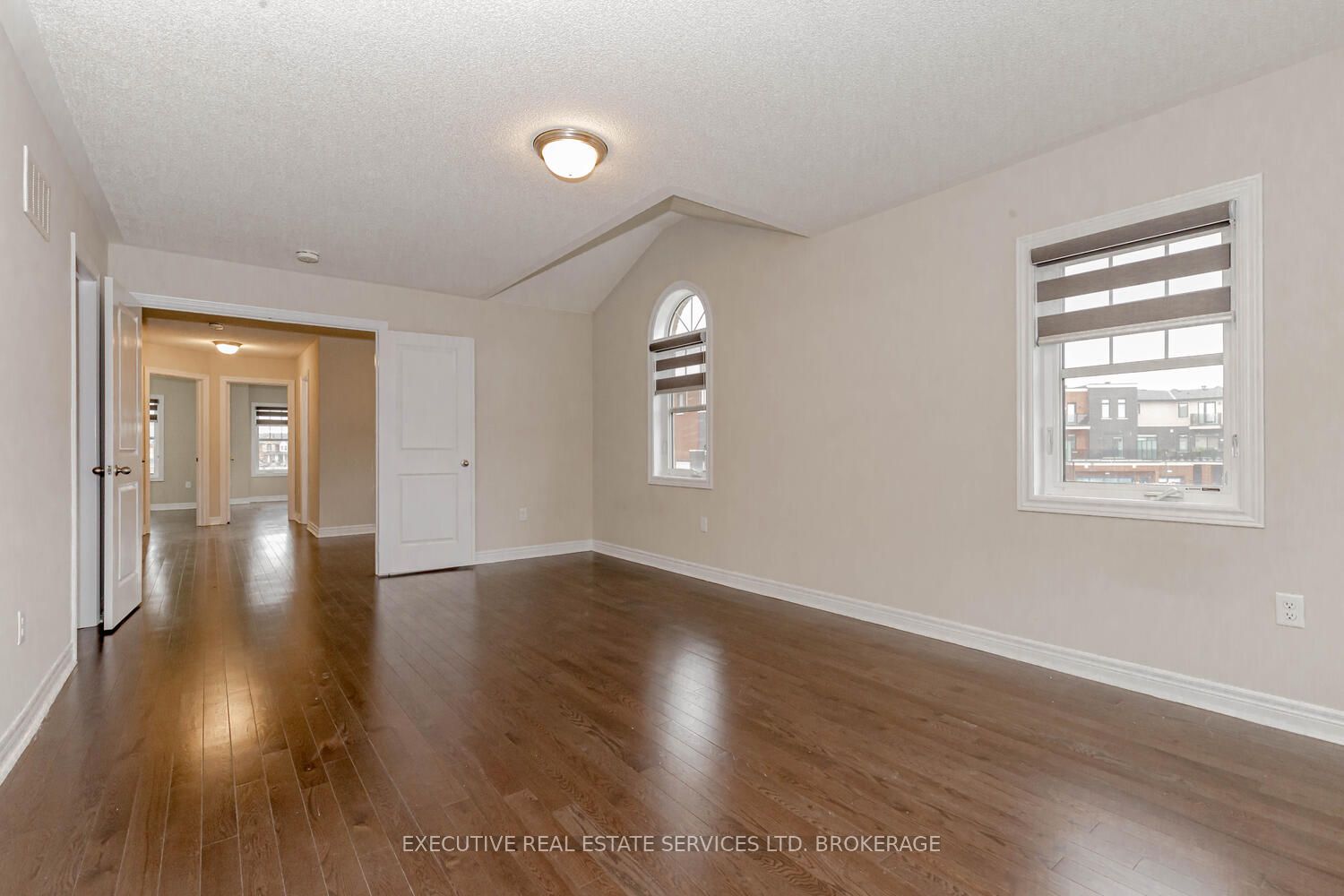 43 Pearman Cres